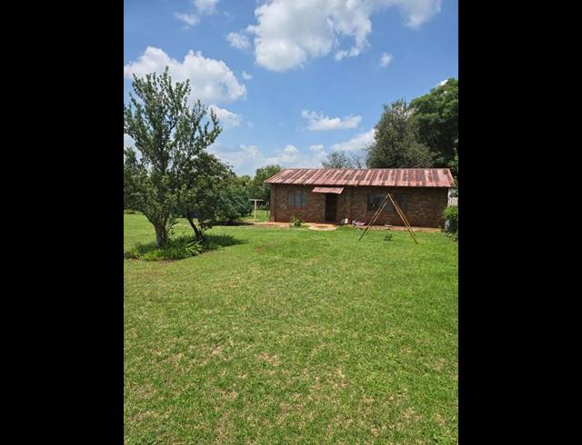 FARM FOR SALE IN STOFFBERG